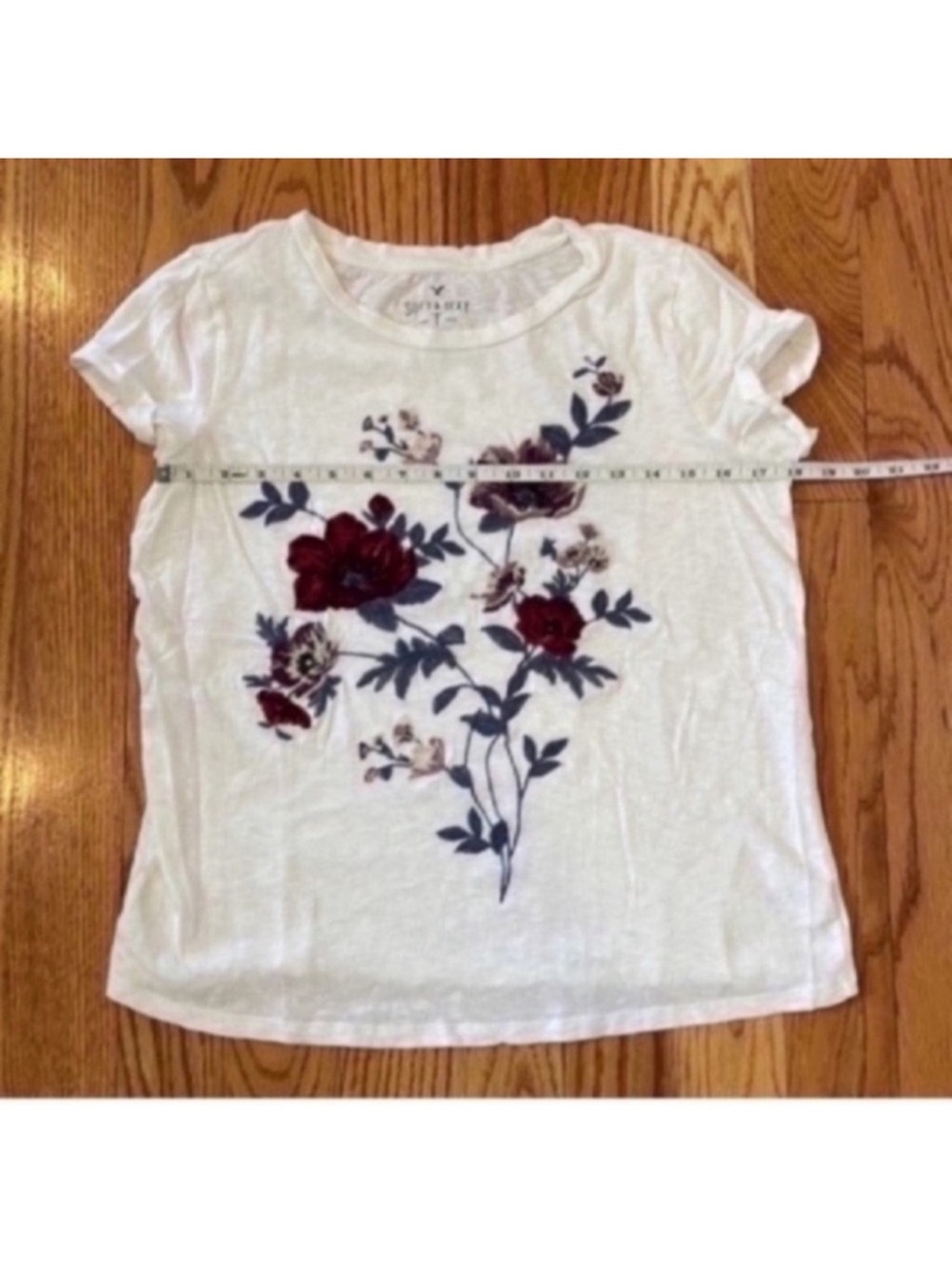 NWOT American Eagle Short Sleeve Tee- Size Medium - Picture 5 of 7